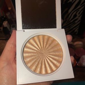 Ofra highlight in Rodeo Drive
